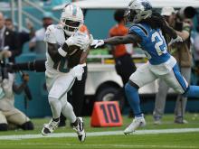 Panthers_Dolphins_Football_13431