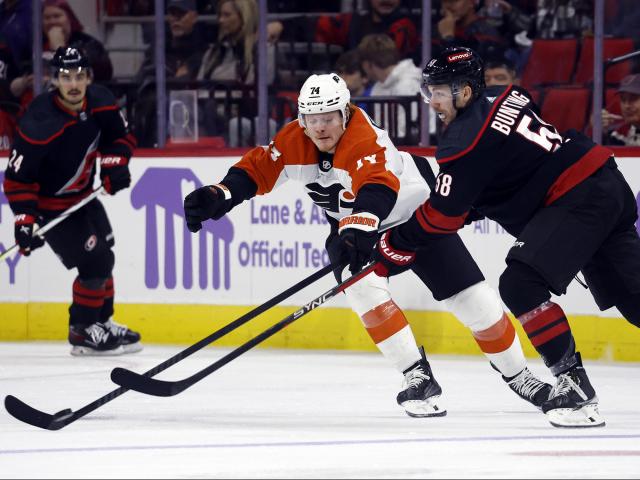 Goalie Carter Hart made 31 stops in his comeback game as the Flyers defeated the Hurricanes 3-1 for their third consecutive away victory.