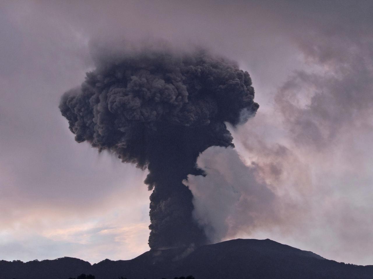 Once again, the volcano Mount Marapi in Indonesia has erupted, resulting in evacuations. Fortunately, there have been no reported casualties.