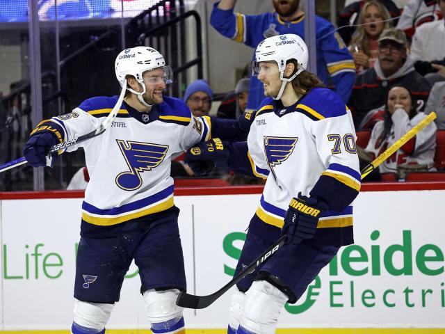 Schenn scores in 5th round of shootout to lift Blues past Hurricanes, 2-1 :: WRALSportsFan.com