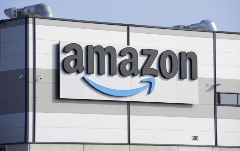 Amazon claims that the national labor board is unconstitutional, along with SpaceX and Trader Joe's.