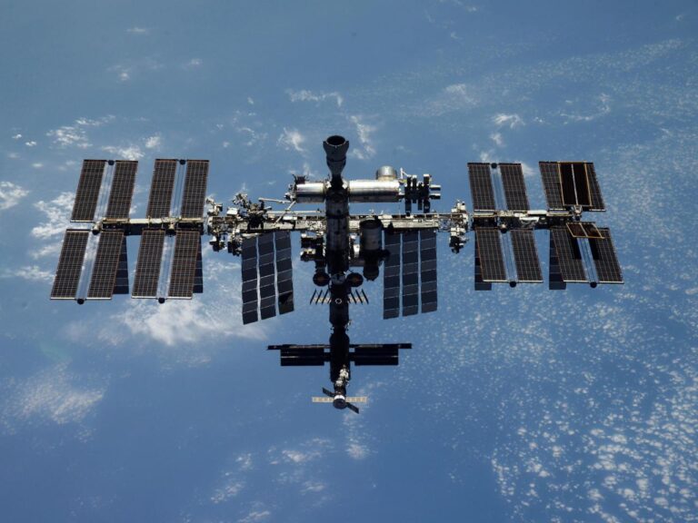 Officials from the Russian space agency announce that the air leak at the International Space Station does not pose a threat to its crew.