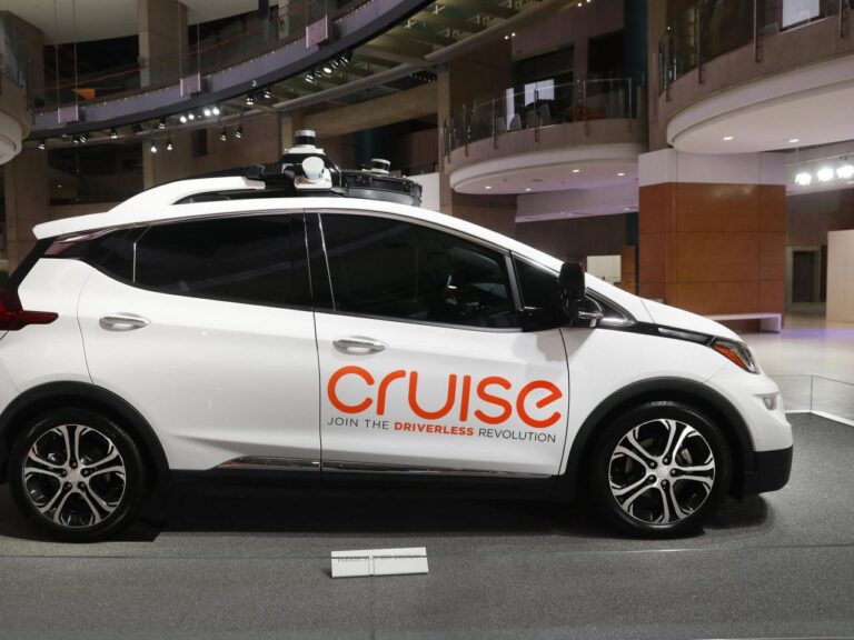 GM's Cruise to start testing robotaxis in Phoenix area with human safety drivers on board