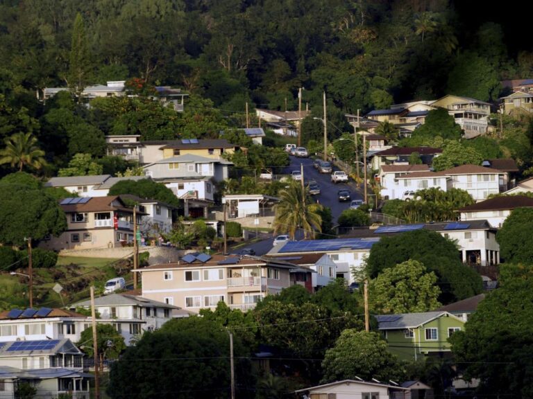 Hawaii officials stress preparedness despite below-normal central Pacific hurricane season outlook