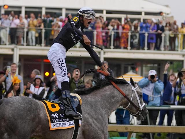 Seize the Grey wins the Preakness for D. Wayne Lukas and ends Mystik Dan’s Triple Crown bid :: WRALSportsFan.com