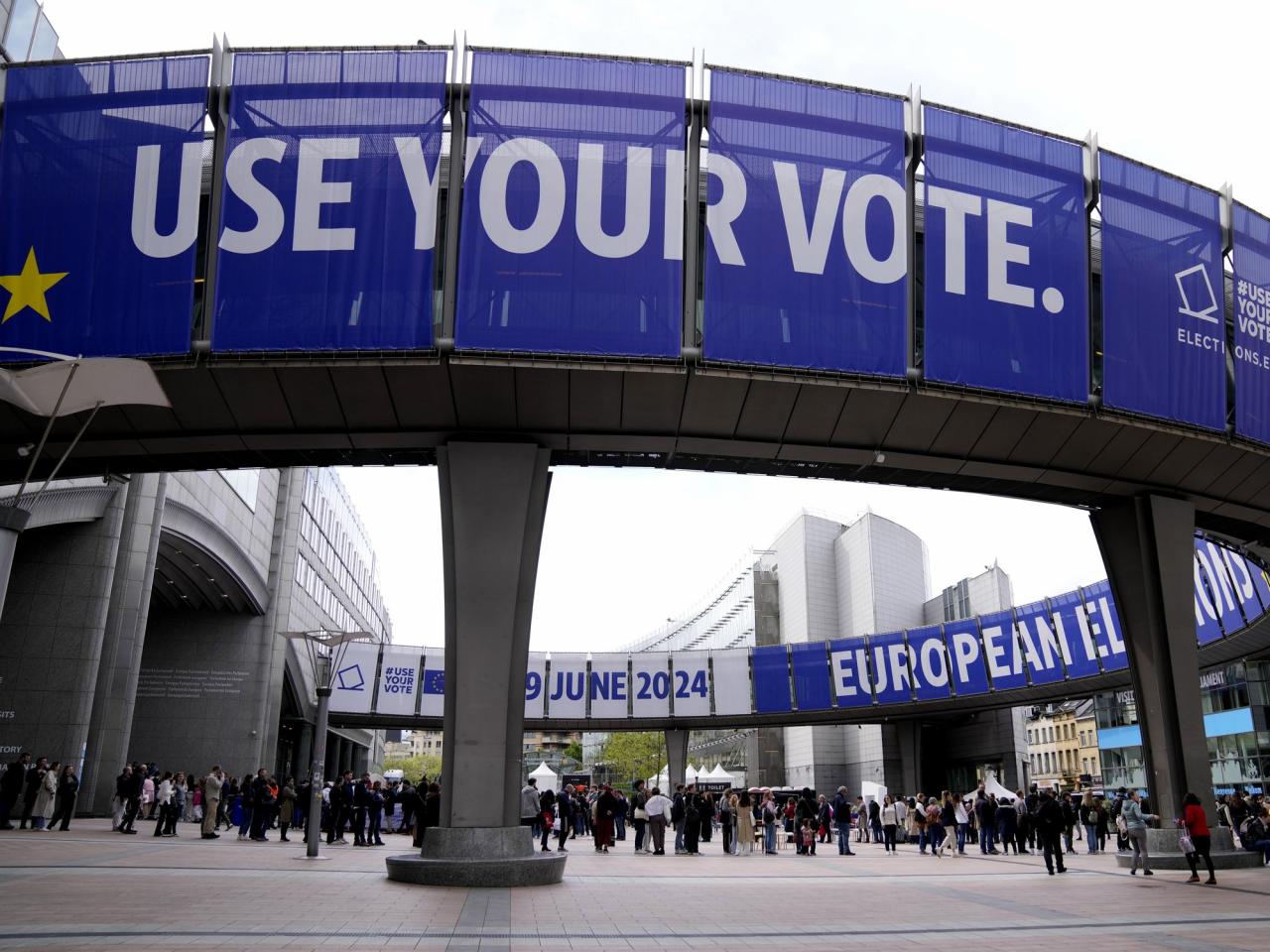 AI could supercharge disinformation and disrupt EU elections, experts warn