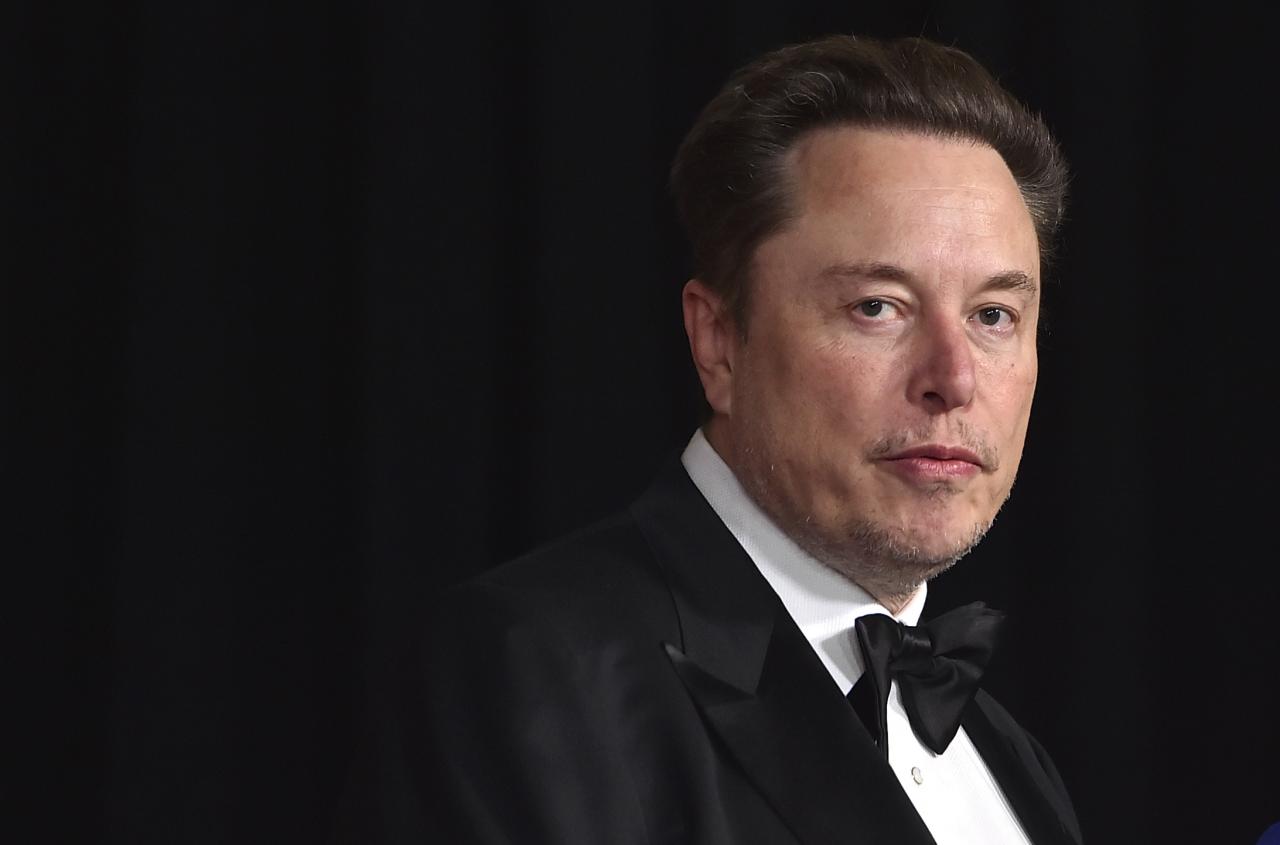 Elon Musk sees another big advisory firm come out against his multibillion dollar pay package