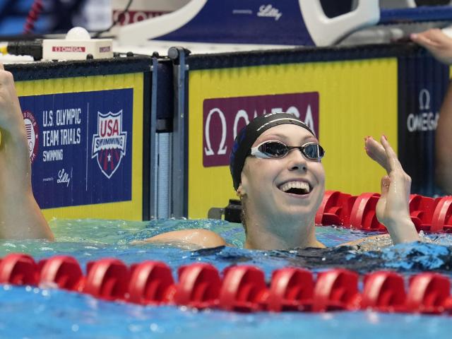 Gretchen Walsh follows world record with 1st Olympic berth; Carson Foster wins 400 IM :: WRALSportsFan.com