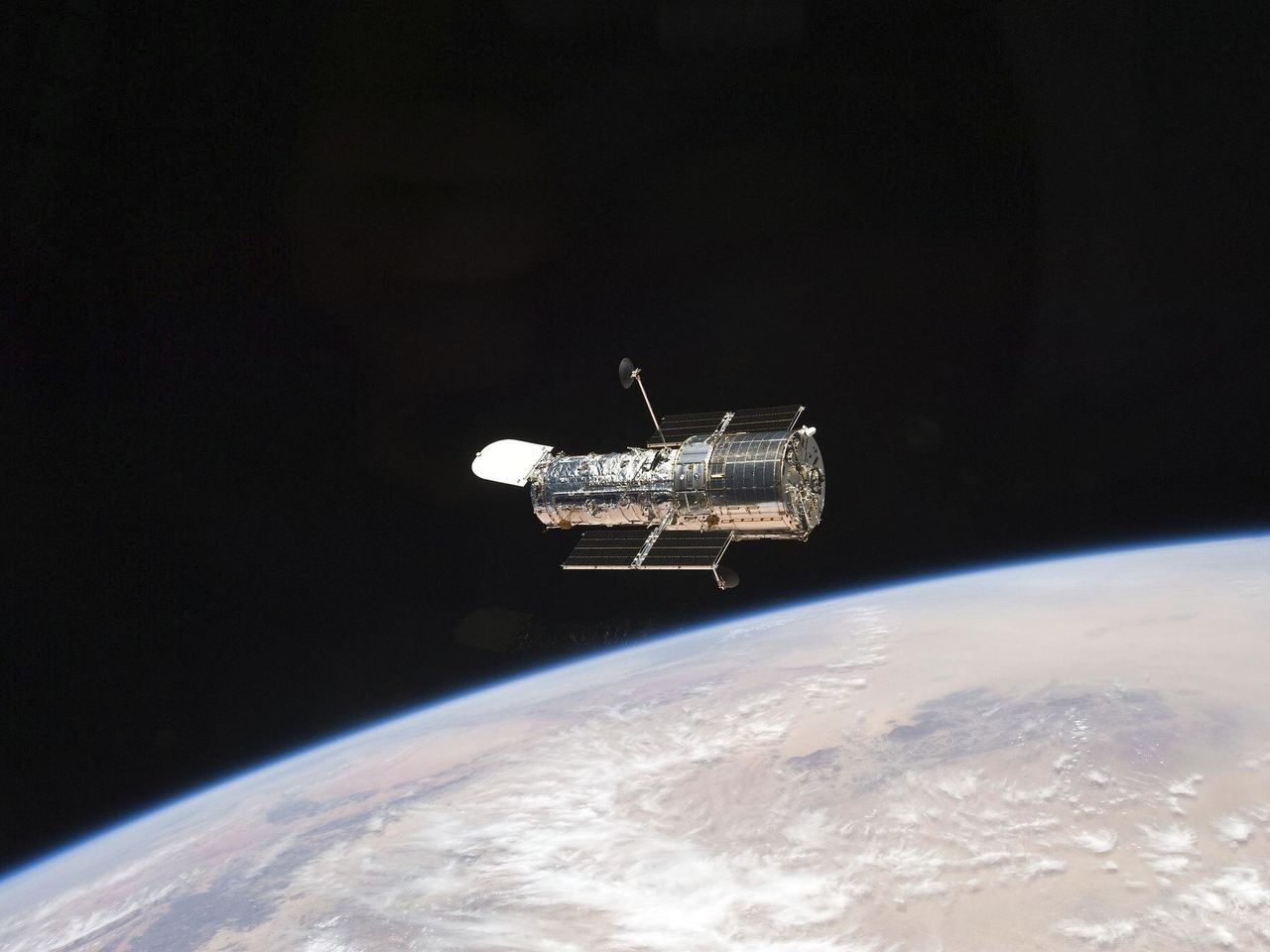 Hubble equipment failure means fewer observations, NASA officials say