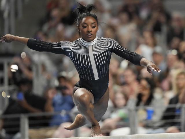 Simone Biles continues Olympic prep by cruising to her 9th U.S. Championships title :: WRALSportsFan.com