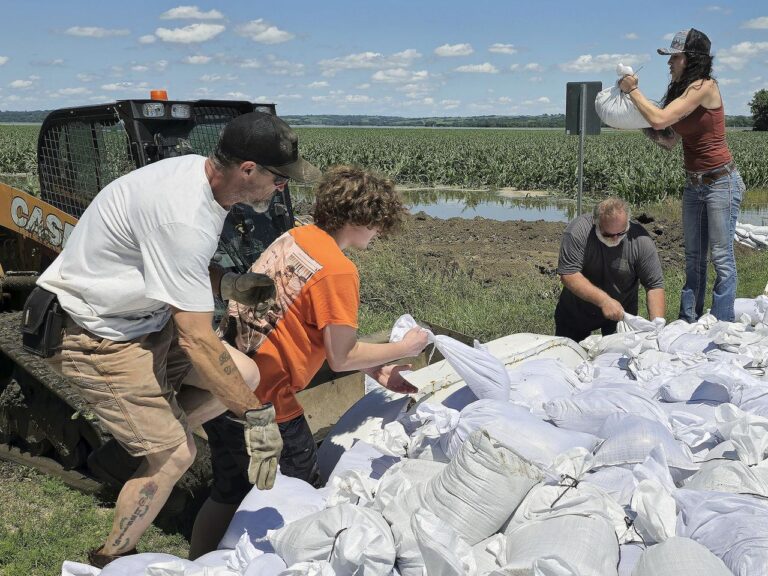 What’s causing the devastating flooding in the Midwest?