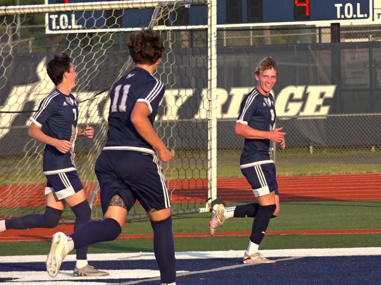 Refocused, new-look No. 25 Hickory Ridge handles Cuthbertson boys soccer