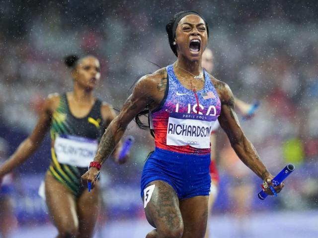 Sha’Carri Richardson rallies US women in Olympic 4x100 while men shut out again :: WRALSportsFan.com