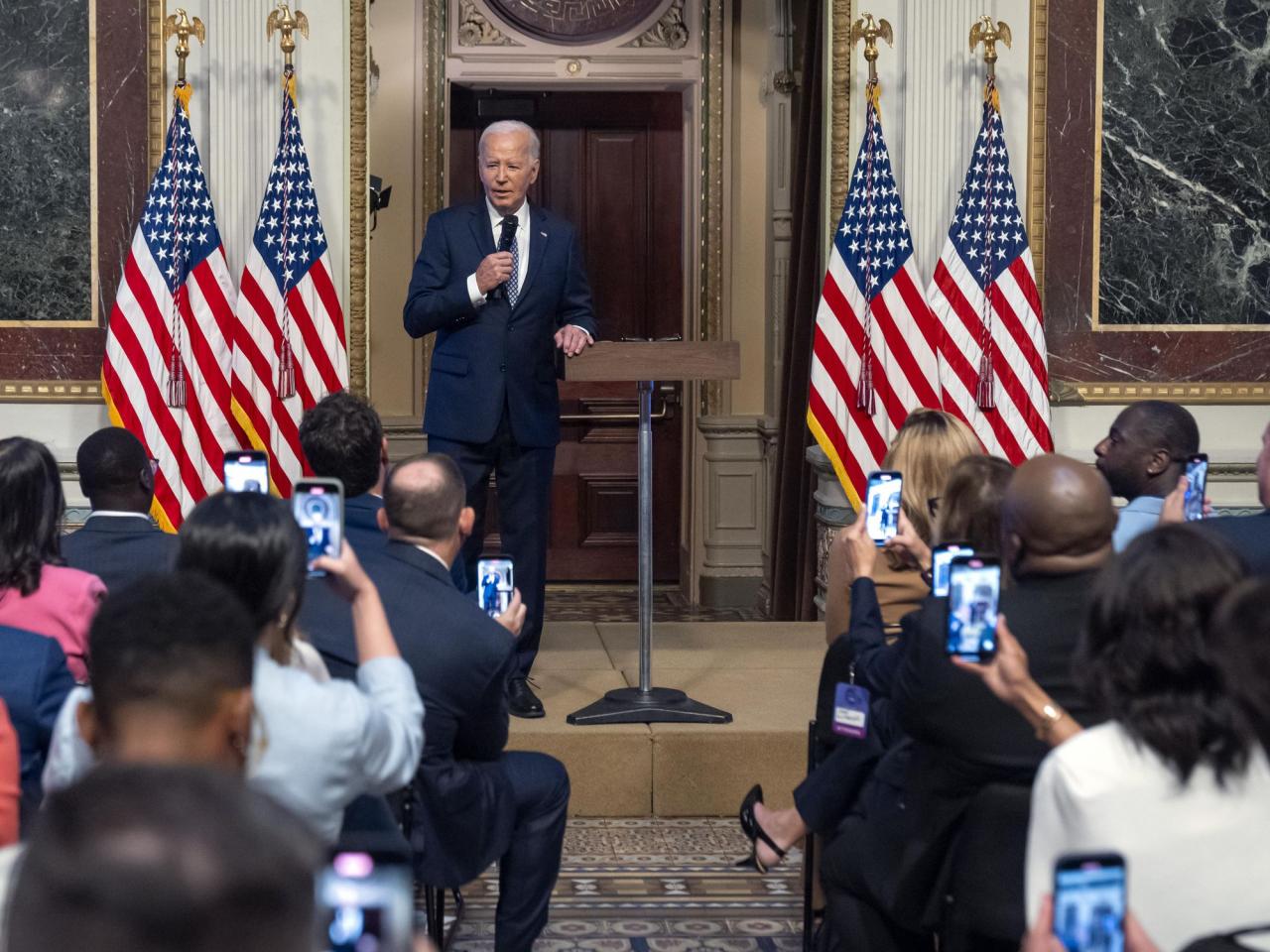 Social media influencers descend on the White House, where Biden calls them the new 'source of news'