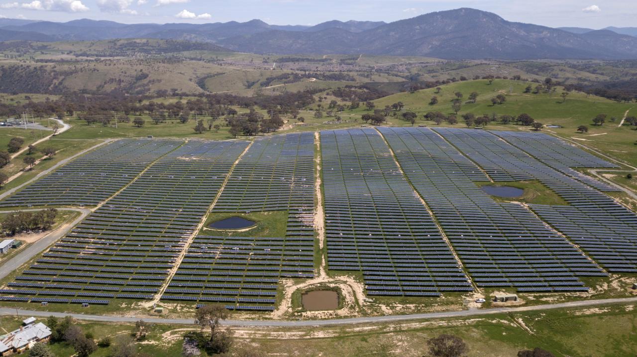 World's 'largest solar precinct' approved by Australian government