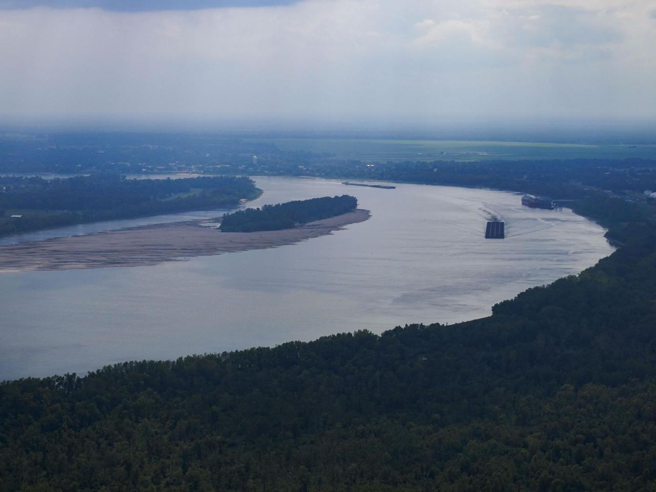 Brackish water creeping up the Mississippi River may threaten Louisiana's drinking supply