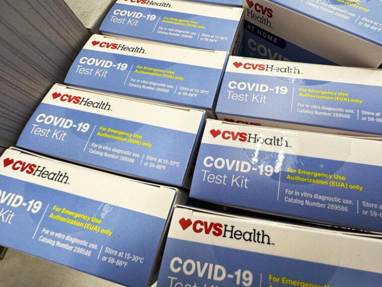 The US is mailing Americans COVID tests again. Here's how to get them