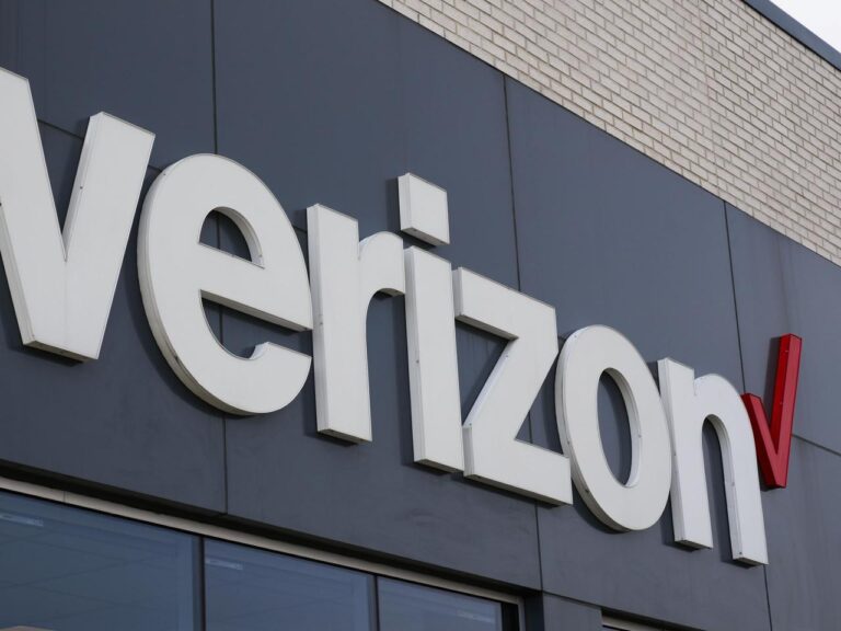 Verizon is buying Frontier in $20B deal to strengthen its fiber network