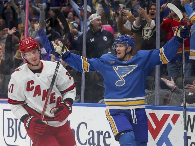 Canes comeback comes up short, Carolina falls 4-3 at St. Louis :: WRALSportsFan.com