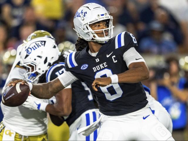 Haynes runs for 128 yards, catches go-ahead scoring pass, as Georgia Tech gives Duke 1st loss, 24-14 :: WRALSportsFan.com