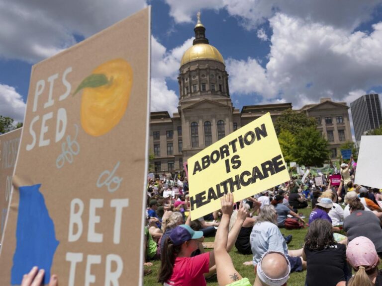 Judge strikes down Georgia ban on abortions, allowing them to resume beyond 6 weeks into pregnancy