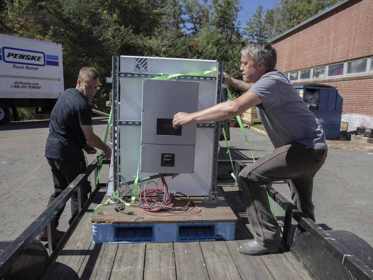 Volunteers bring solar power to Hurricane Helene's disaster zone