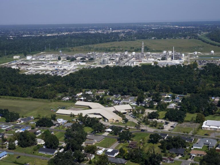 Majority Black Louisiana elementary school to shut down amid lawsuits over toxic air exposure