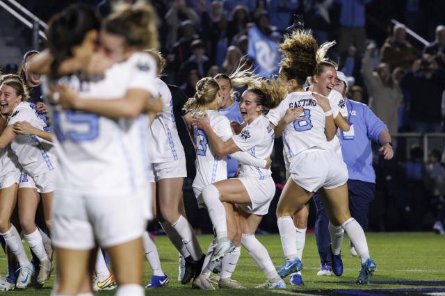 North Carolina tops Wake Forest to win NCAA women's soccer title :: WRALSportsFan.com