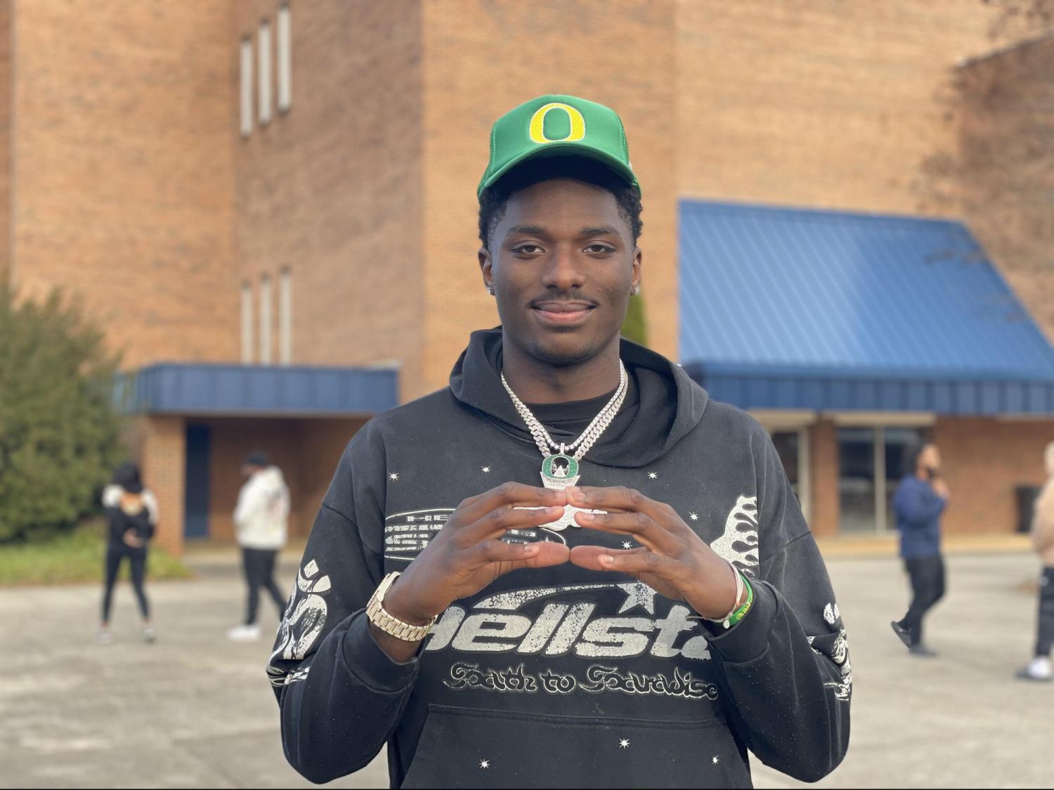 Reidsville 5-star TE Kendre Harrison commits to Oregon