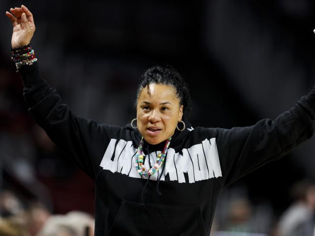 Dawn Staley's $25M extension is richest salary in women's college hoops history, South Carolina says :: WRALSportsFan.com