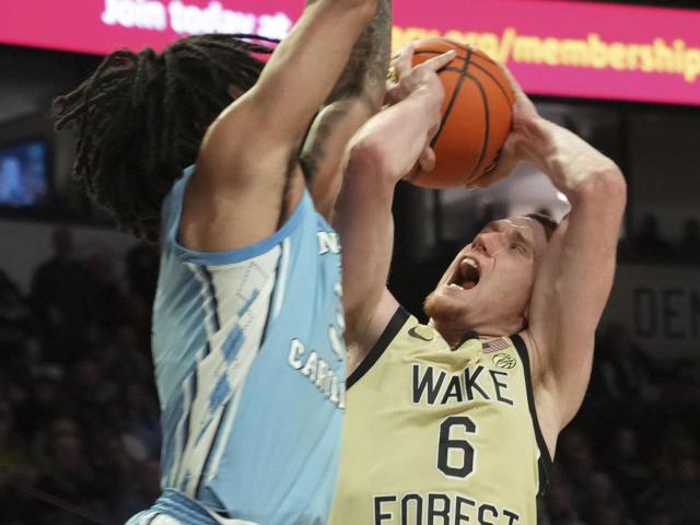 Hildreth scores 20 to help Wake Forest beat UNC 67-66, win 6th in a row :: WRALSportsFan.com