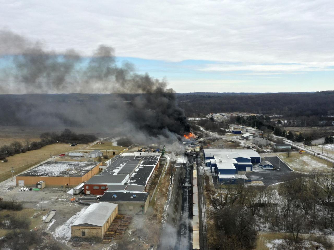 Residents ordered to pay $850,000 bond to appeal Ohio derailment settlement vow not to give up