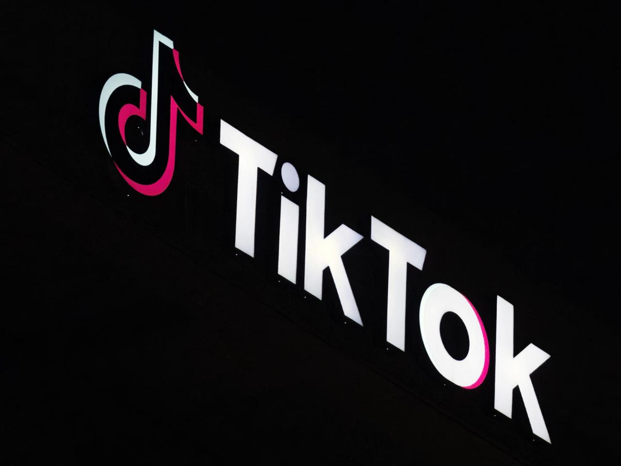 Small businesses brace themselves for potentially disruptive TikTok ban