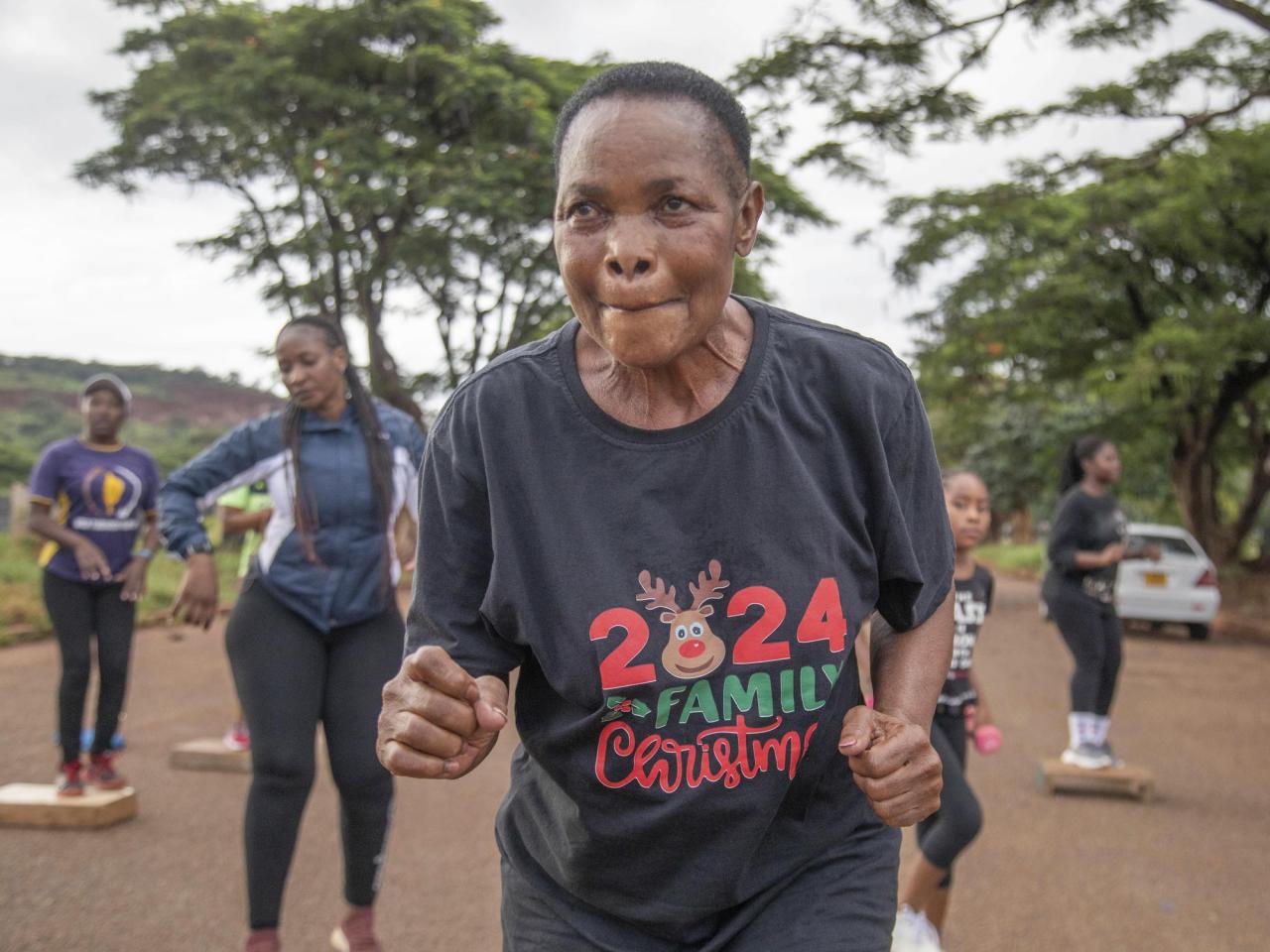 A fitness club in a Zimbabwe cemetery aims to outpace death one step at a time