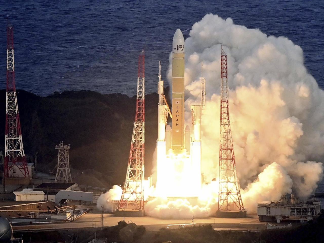 Japan launches a navigation satellite on a new flagship rocket for an improved positioning system