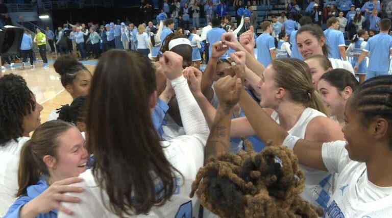 Kelly sparks late rally to allow No. 15 North Carolina women to hold off Stanford for a 69-67 win :: WRALSportsFan.com