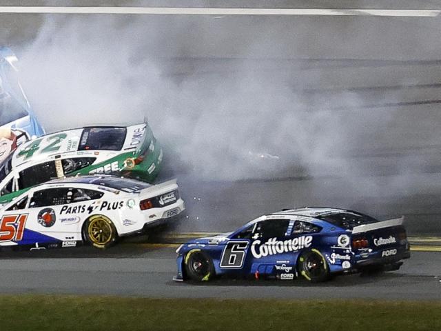 The Latest: William Byron wins Daytona 500 for the second straight year :: WRALSportsFan.com