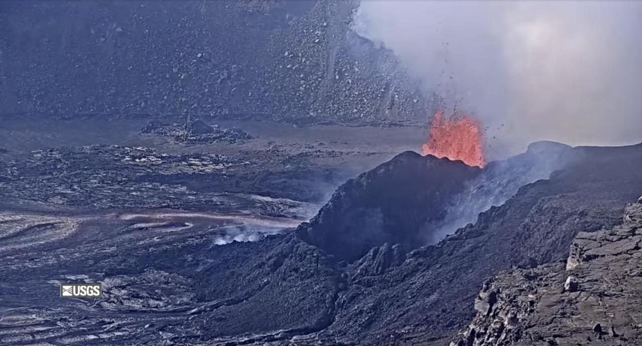 Lava fountain height soars in latest episode of Hawaii volcano eruption