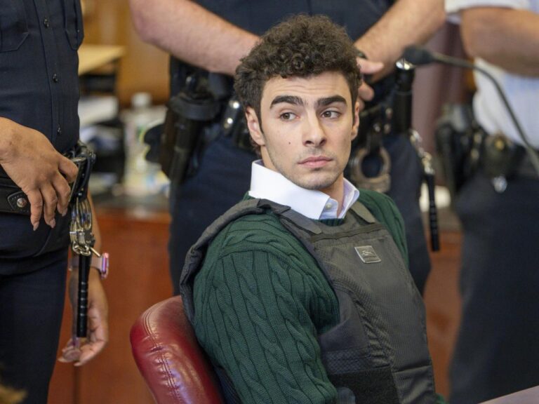 Luigi Mangione pleads not guilty to federal death penalty charge in UnitedHealthcare CEO’s killing