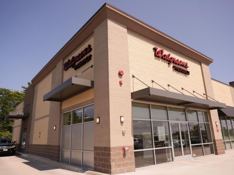 Walgreens to pay up to $350 million in U.S. opioid settlement