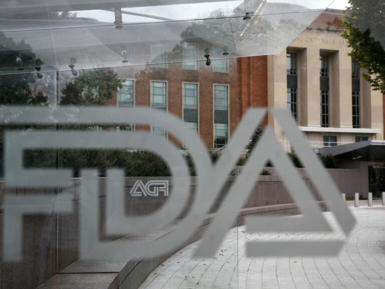 Critic of drug industry and COVID-19 measures to lead FDA vaccine program